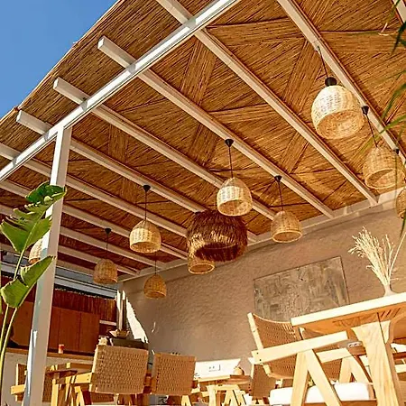 Otel Voger Alacati Koeyici Ciftlikkoyu