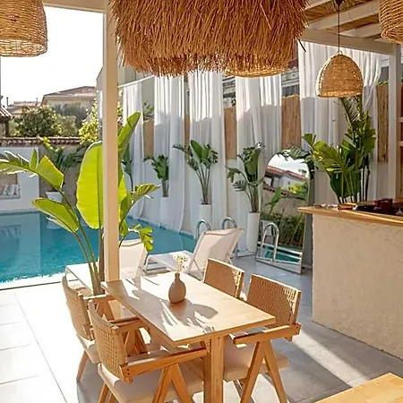 Otel Voger Alacati Koeyici *